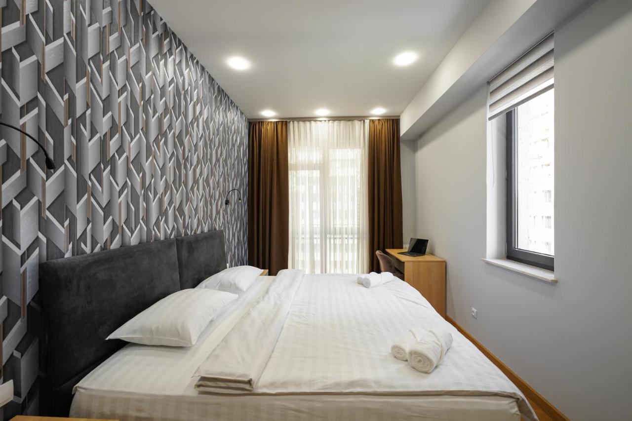 יירבאן Fantastic Apartments Near Republic Square, Perfect Location, Mystreet Company מראה חיצוני תמונה