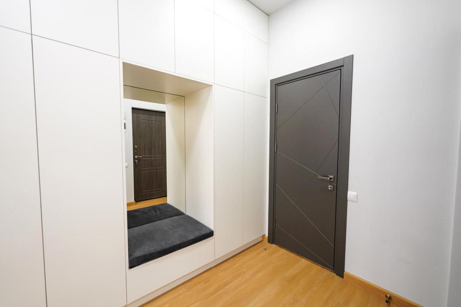 יירבאן Fantastic Apartments Near Republic Square, Perfect Location, Mystreet Company מראה חיצוני תמונה